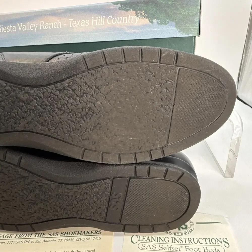 SAS Women's Free Time Sneaker Size 10.5S Black Leather Tripad Walk Shoe